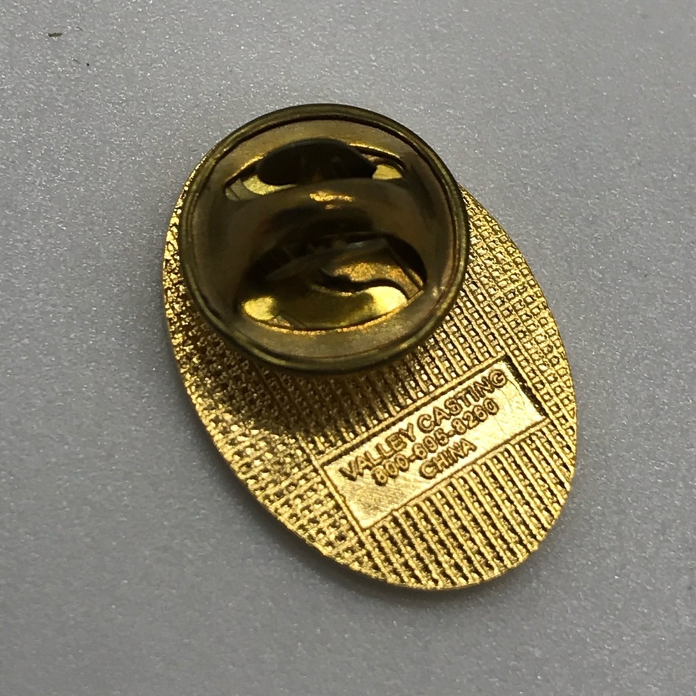 VTG Flower Lapel Pin - Picture 5 of 8